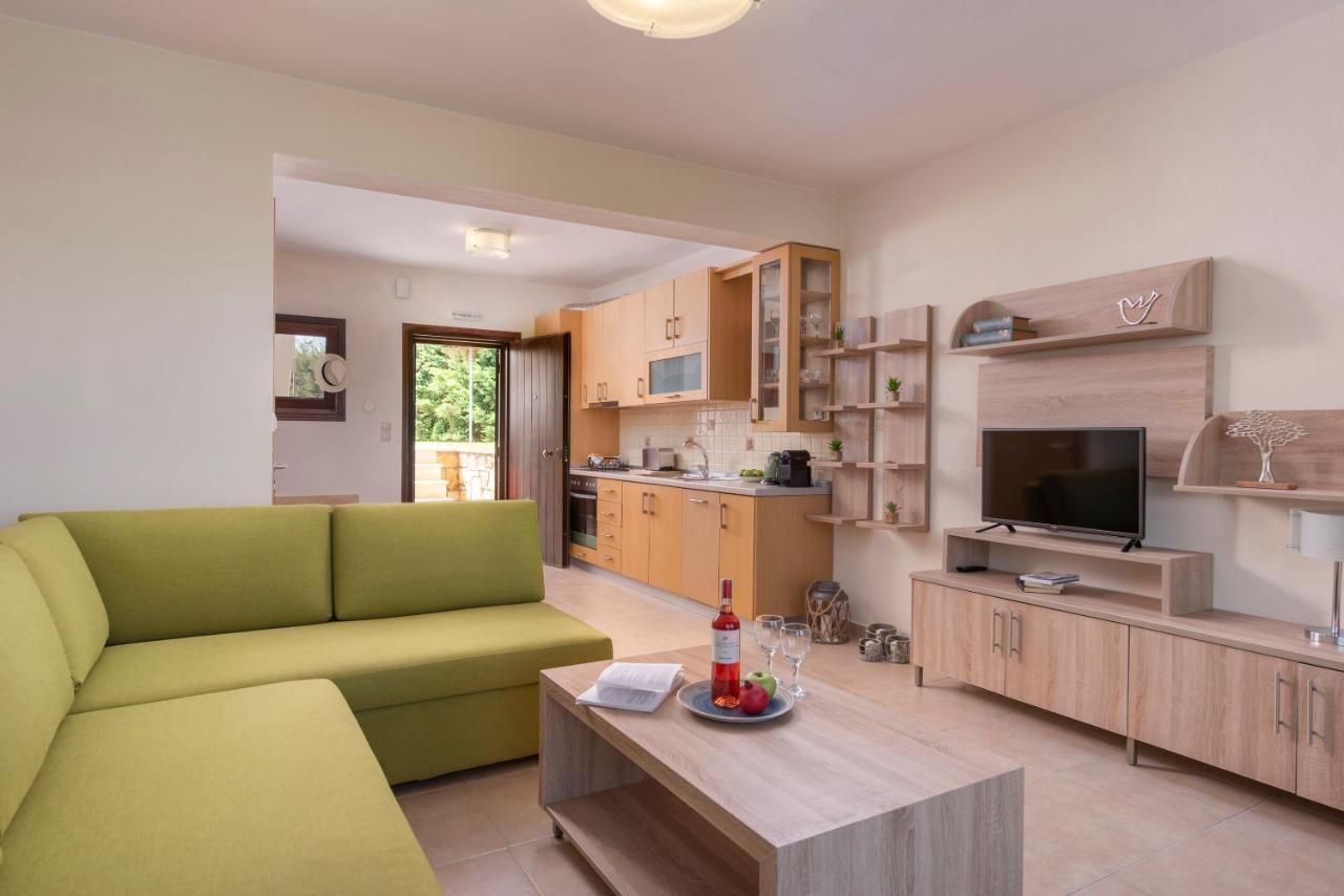 לריסוס Terra D'Oro Villas מראה חיצוני תמונה